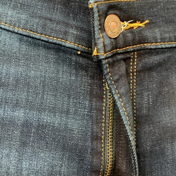 Women’s Levi's Classic Bootcut Mid-Rise Dark Denim Jeans Size W22 NEW WITH TAGS - Picture 5 of 10